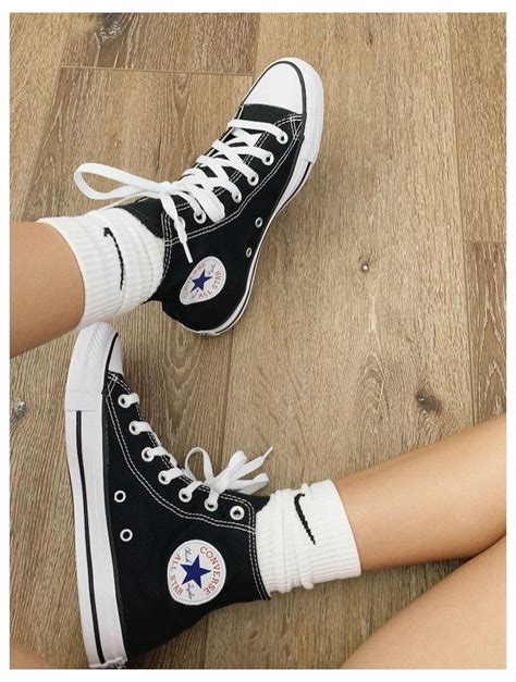 converse with socks